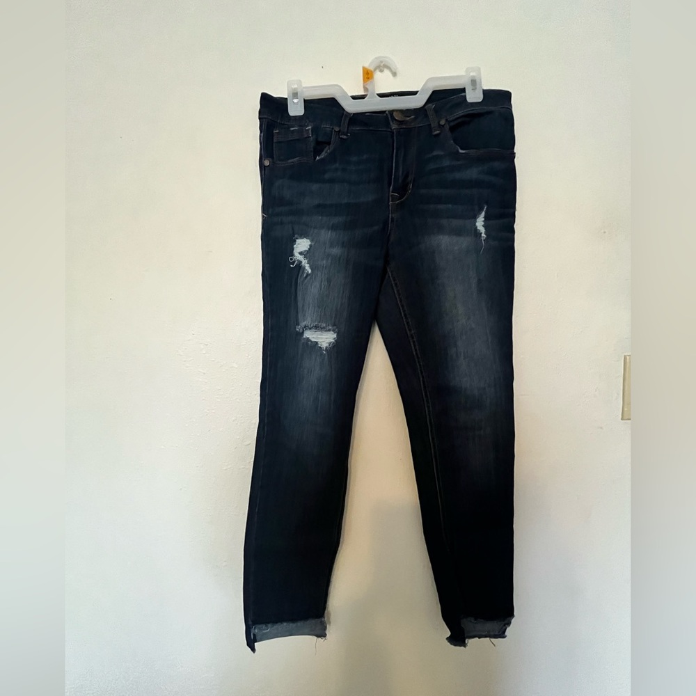 1822 Denim women’s blue pants seize 8 length 36” like new